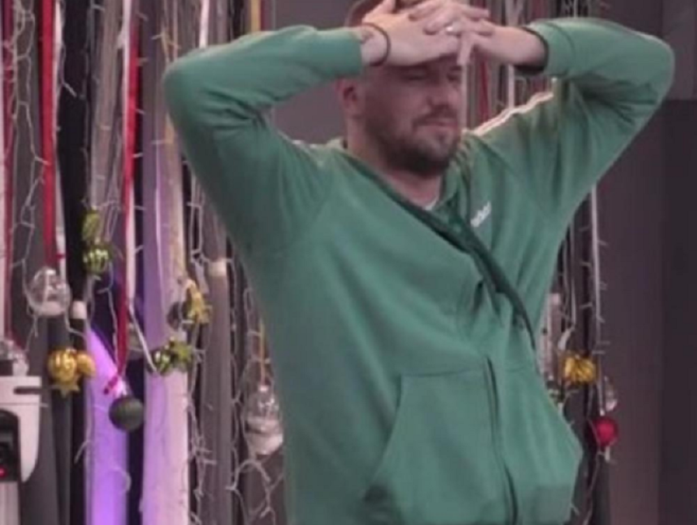 Zbog ovoga je nastala opšta pometnja na imanju, Janjuš kleknuo i izgovorio ove reči (FOTO/VIDEO)