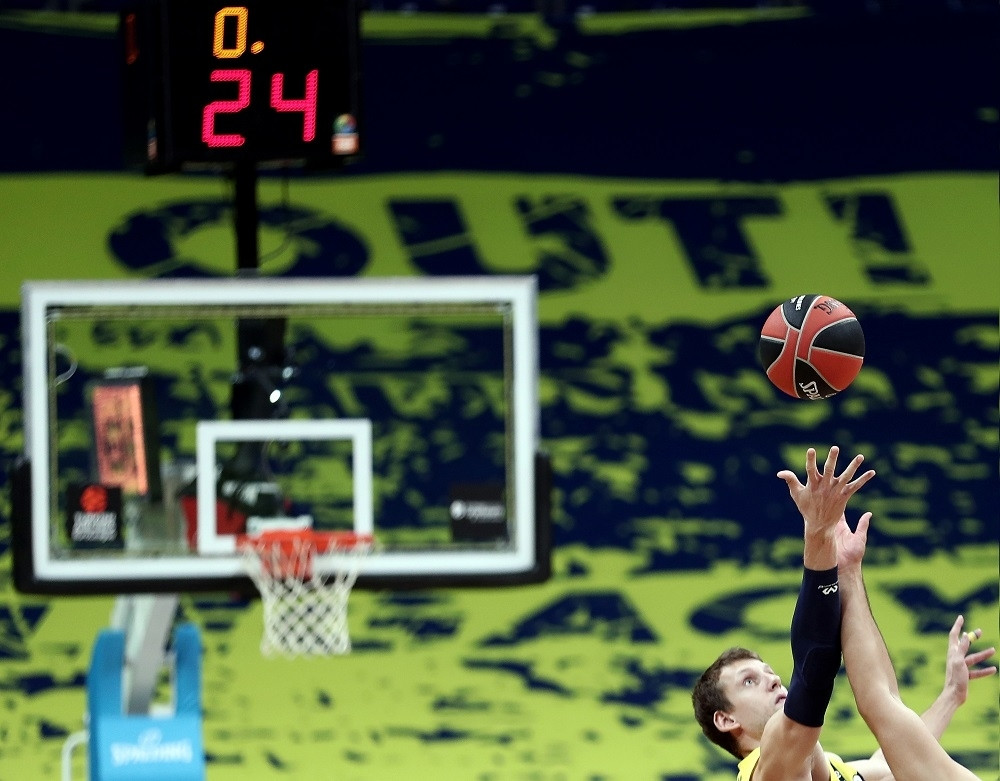 Vratio se Srbin, ekipa nanizala sedam pobeda (VIDEO)