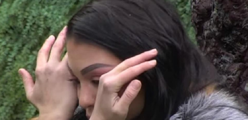 Ne može da prestane da se kaje zbog Čorbe, Maja se slomila pred kamerama, pa kroz jecaj pominjala Janjuša (VIDEO)