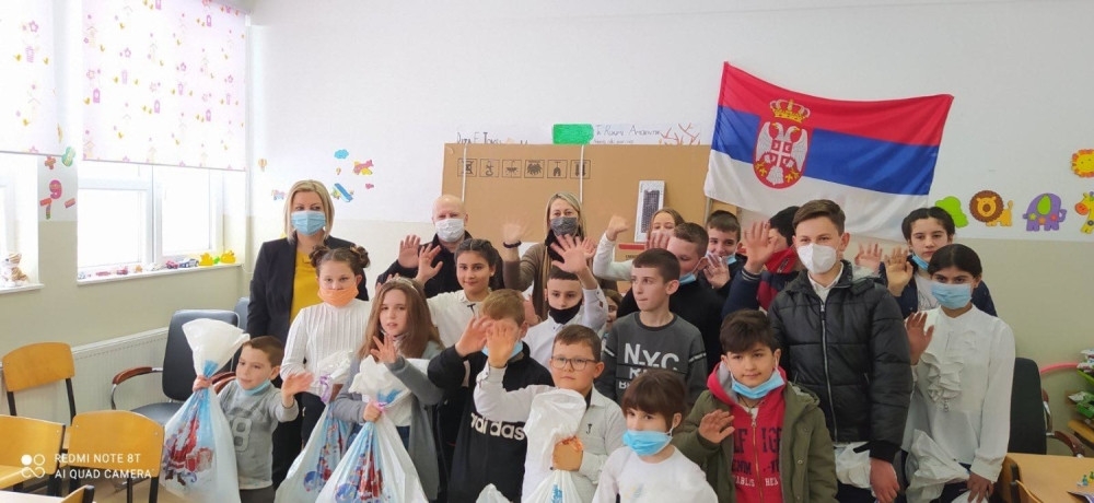 Savindan i školsku slavu obeležila su i deca u OŠ "Sveti Sava" u mestu Poneš kod Gnjilana (VIDEO)