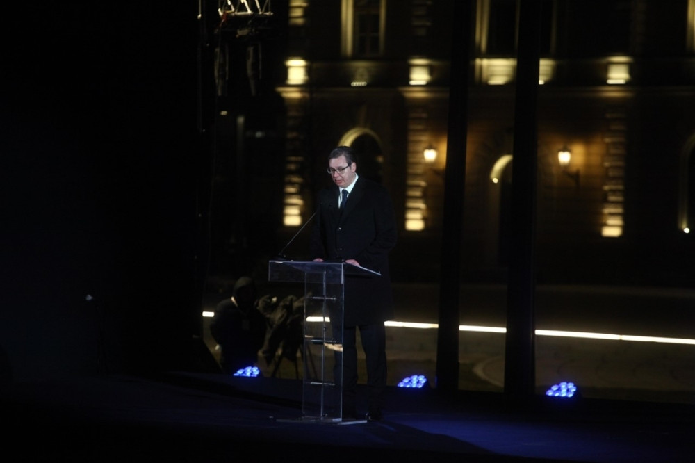 Istorijska scena! Vučić završio govor rečima Svetog Save, a onda su zvona svih crkava počela da odjekuju Beogradom! (FOTO/VIDEO)