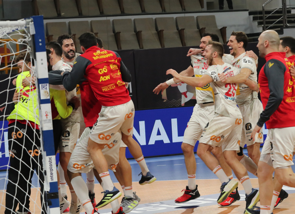 Španci bez problema do pobede protiv Norveške, Švedska deklasirala Katar