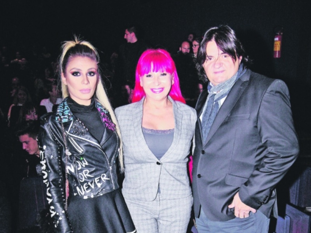 Postala je mama pre dve godine, a sada je Zlata napravila hrabru transformaciju o kojoj bruji internet! (FOTO)