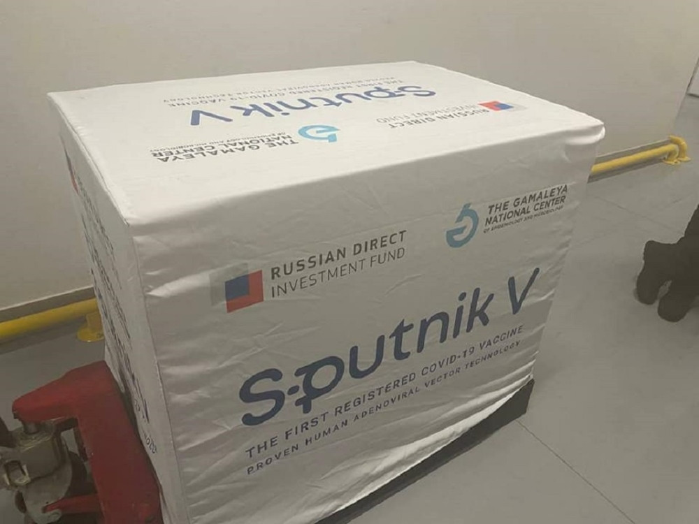 Popović: Vakcina "Sputnjik V" spakovana i spremna za transport u Srbiju