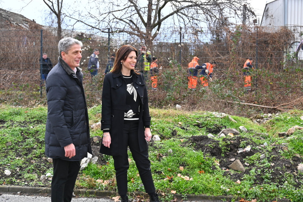 Ministarka Irena Vujović prisustvovala akciji čišćenja Savskog šetališta